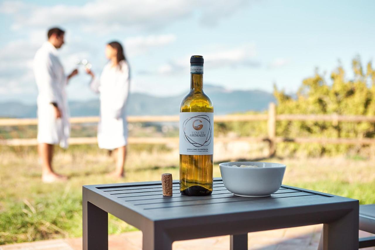 Tenuta Grimaldi Wine Resort Мателика Екстериор снимка